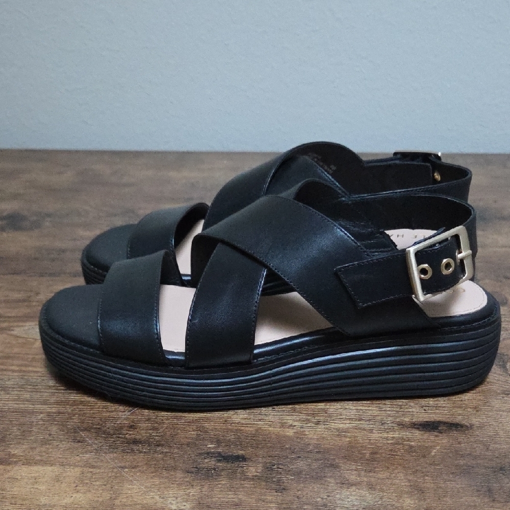Women's ØriginalGrand Platform Sandals - Picture 3 of 8
